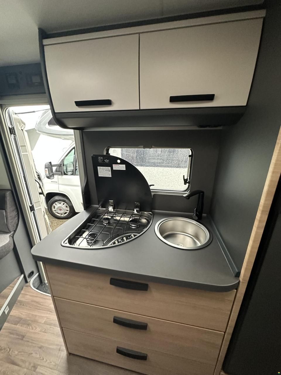 Knaus L!VE I 650 MEG