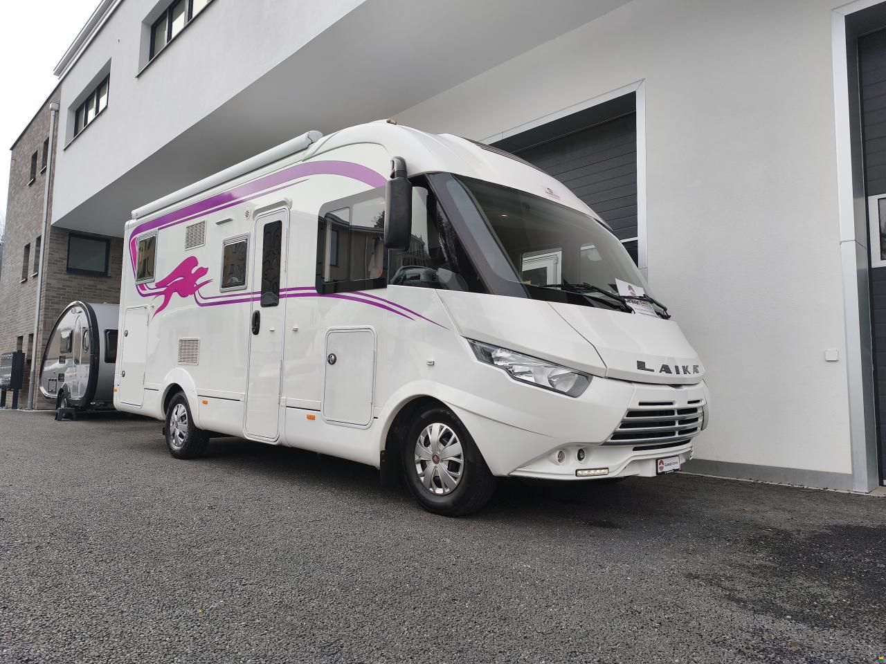 Ecovip 609 mit Einzelbett, Hubbett!