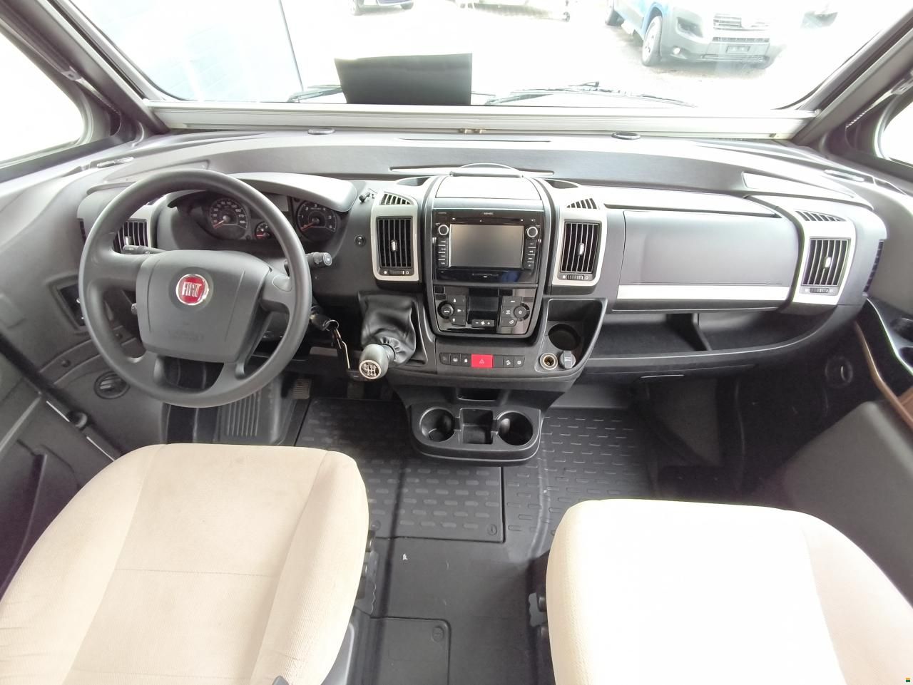 Ecovip 609 mit Einzelbett, Hubbett!