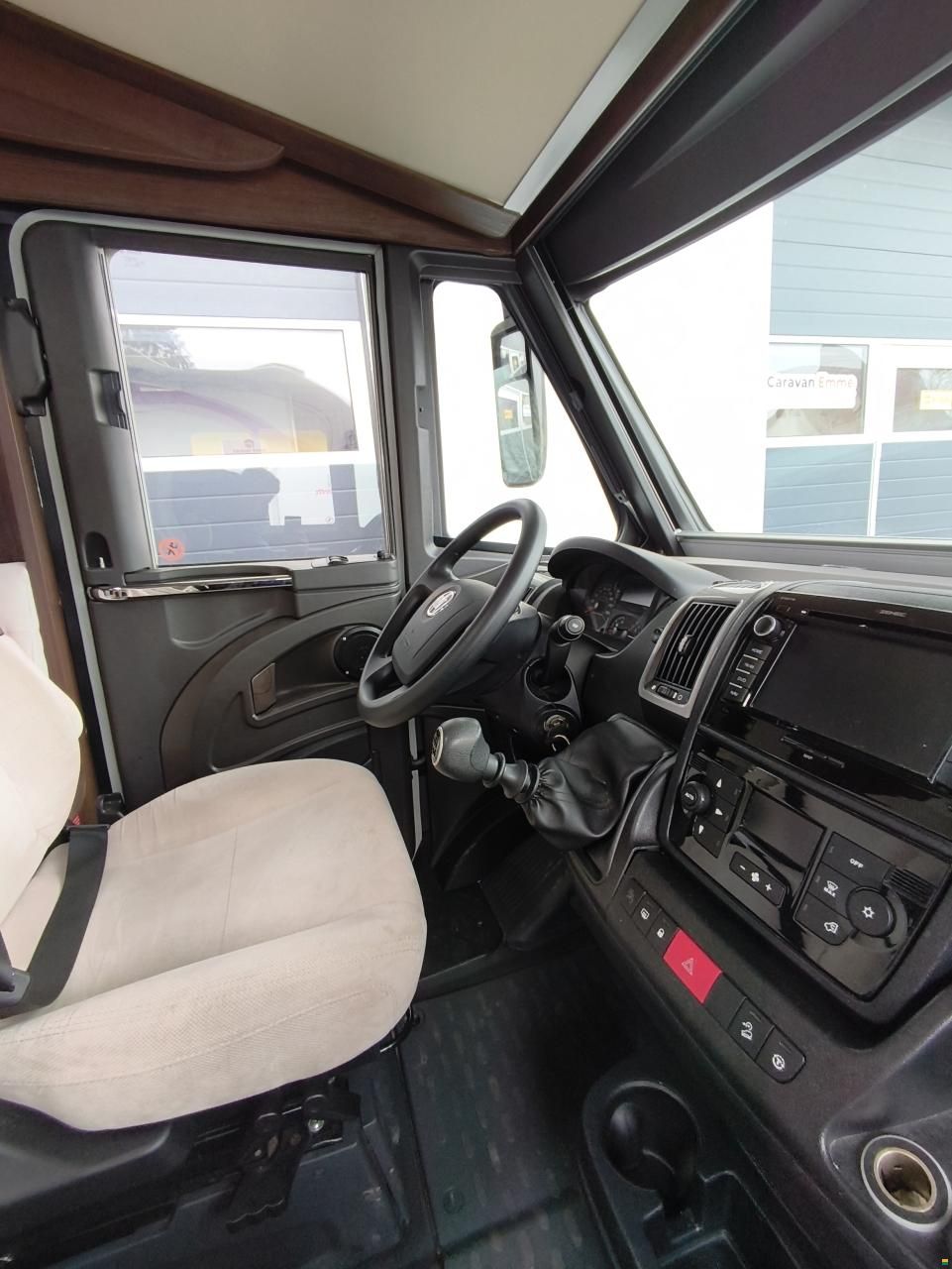 Ecovip 609 mit Einzelbett, Hubbett!