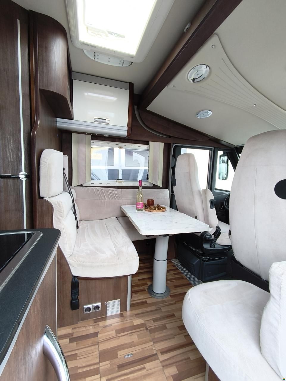 Ecovip 609 mit Einzelbett, Hubbett!