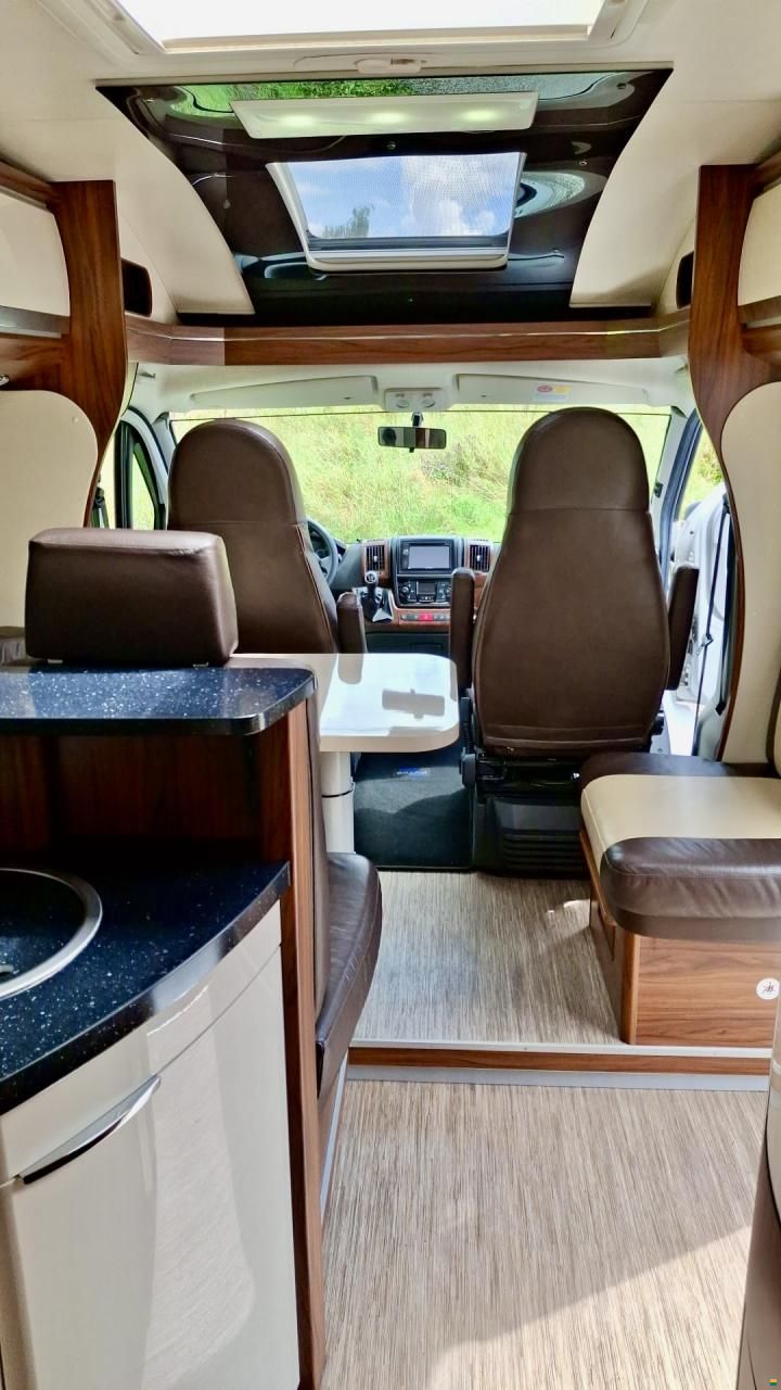 Hobby First Class Mobil