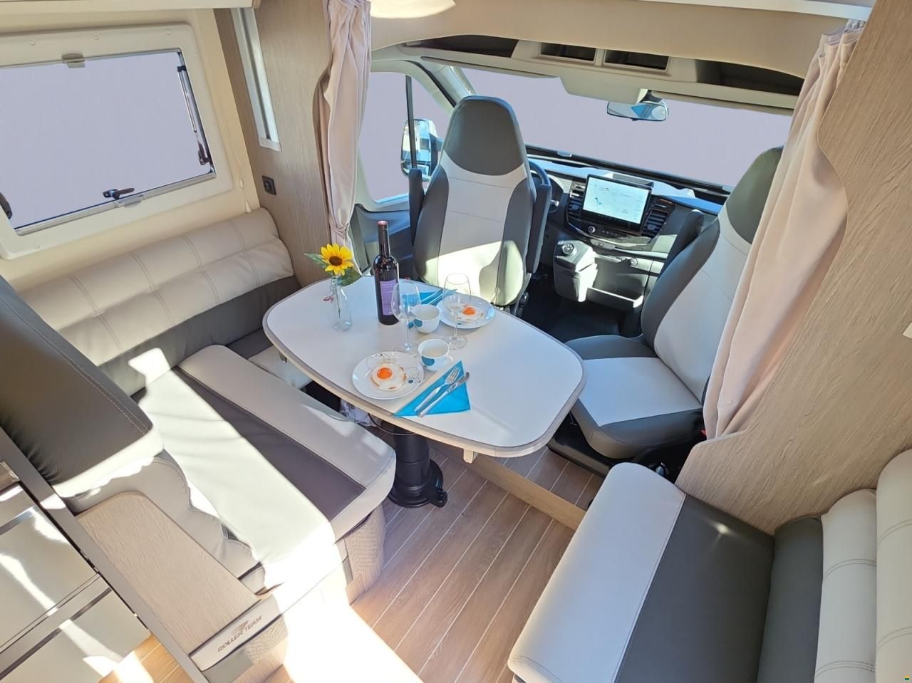 Roller Team Zefiro 285TL f&uuml;r 5 Personen