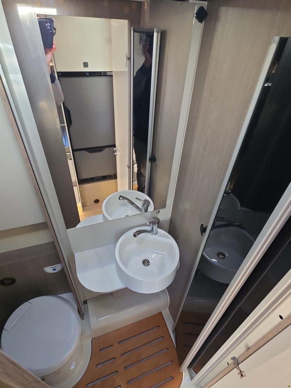 Roller Team Zefiro 285TL f&uuml;r 5 Personen