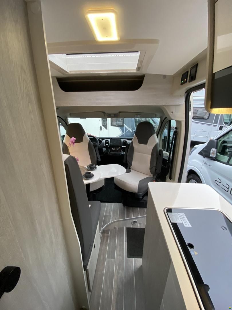 Roller Team Livingstone K2 GO, Citroen 140PS Automat