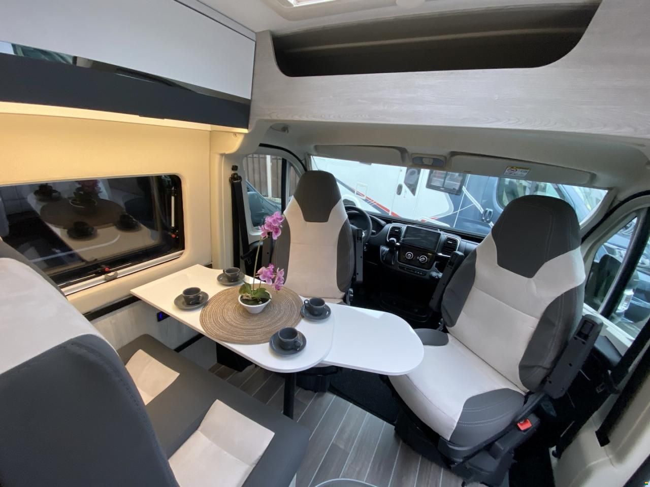 Roller Team Livingstone K2 GO, Citroen 140PS Automat