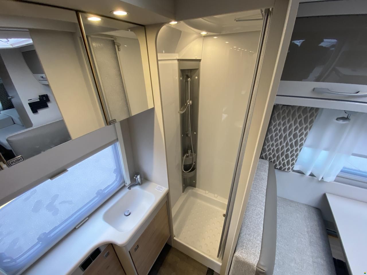 Dethleffs Nomad 490 EST