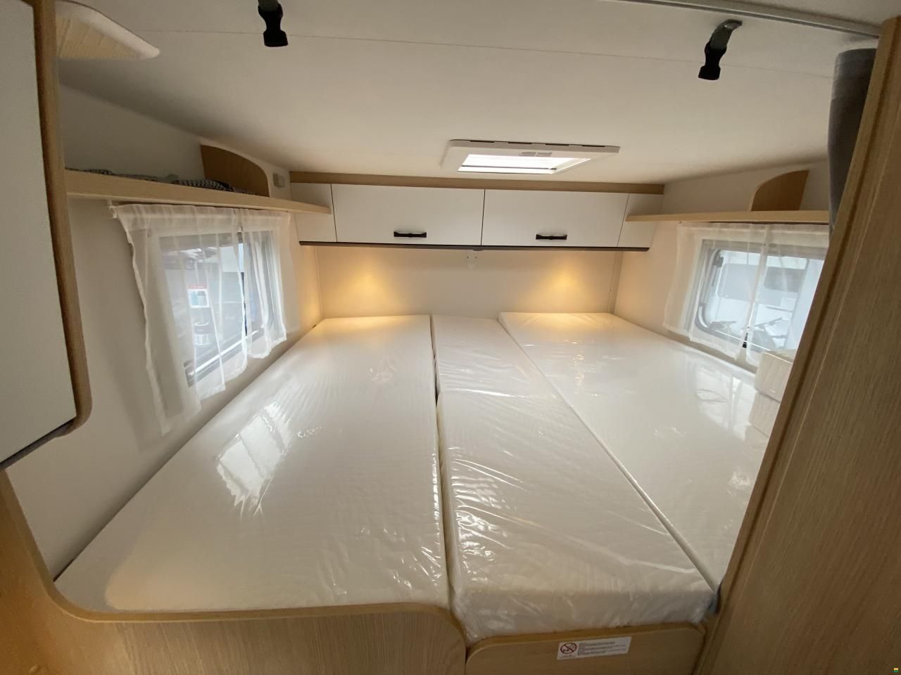 Sunlight V 67S Adventure Fiat