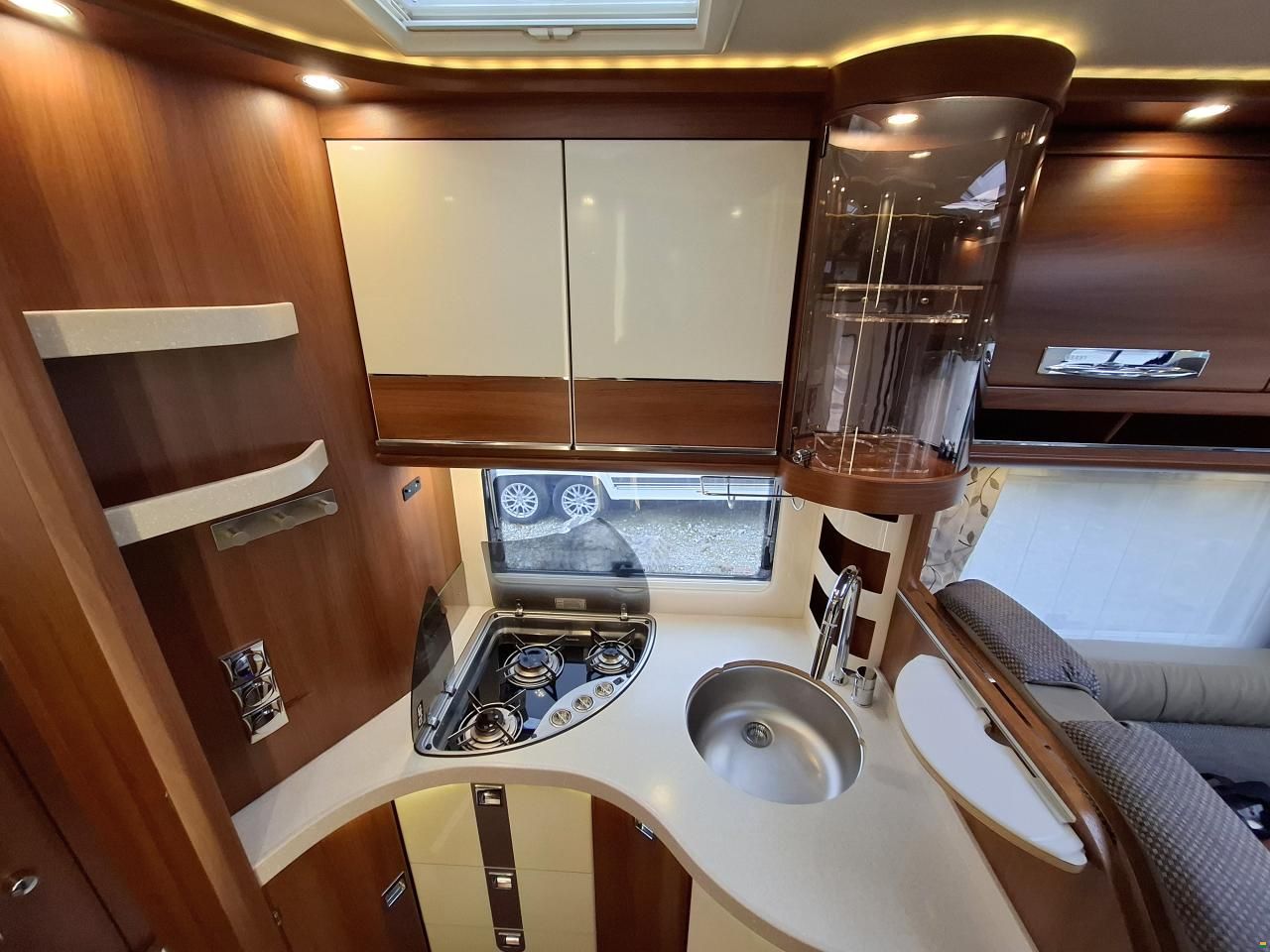 Carthago CHIC E-LINE i50