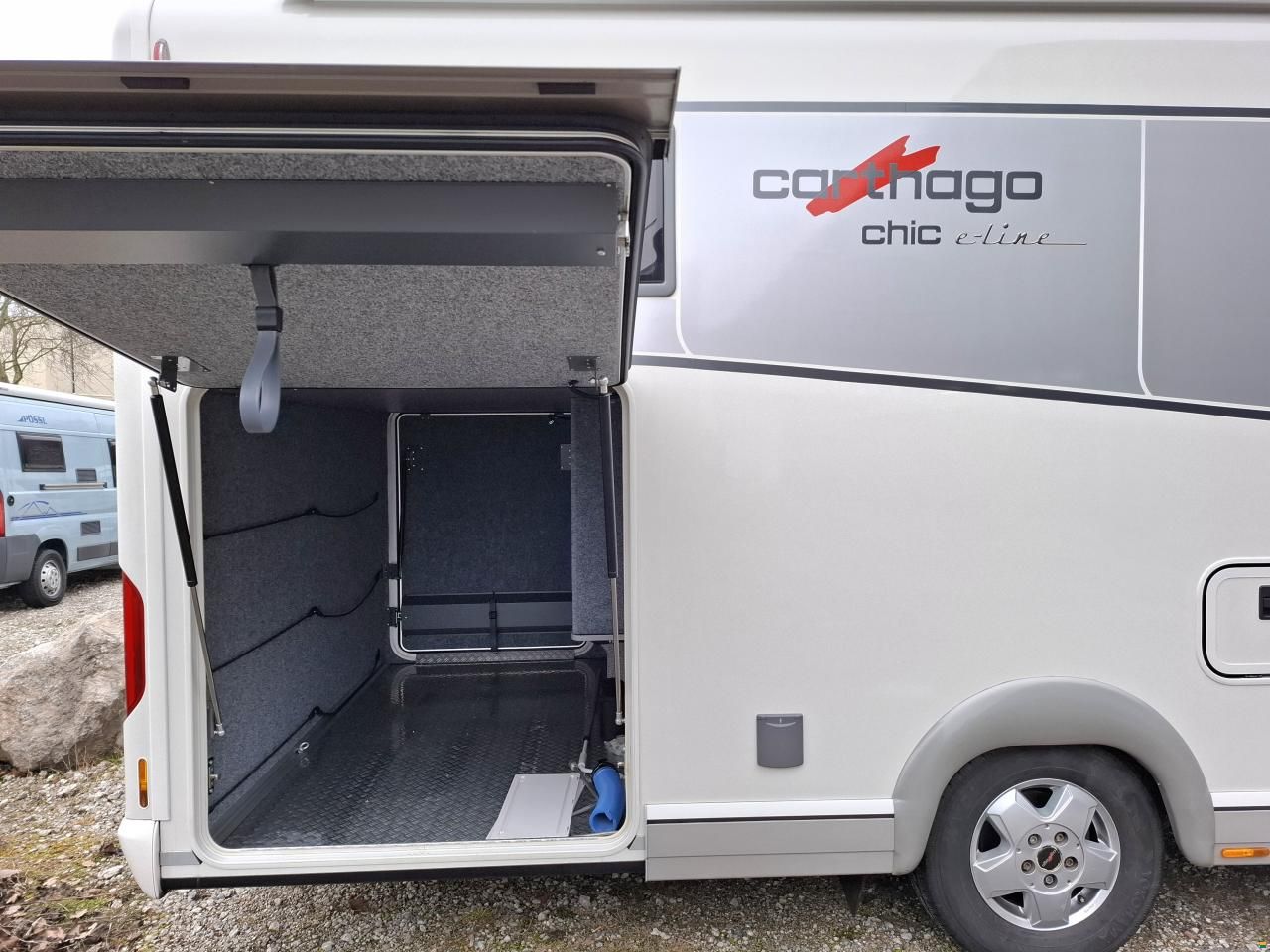 Carthago CHIC E-LINE i50