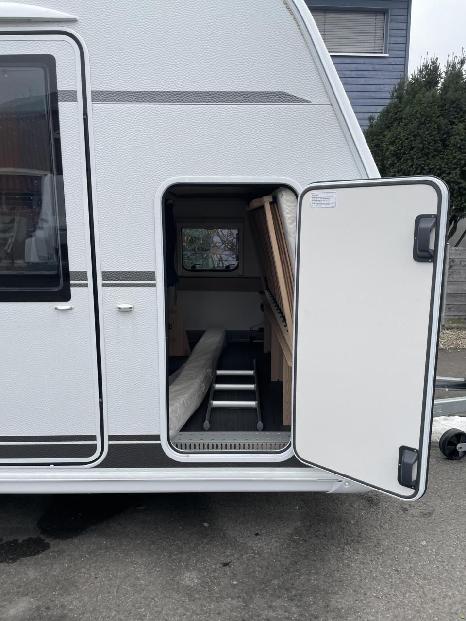 Dethleffs Aero 460 KR up