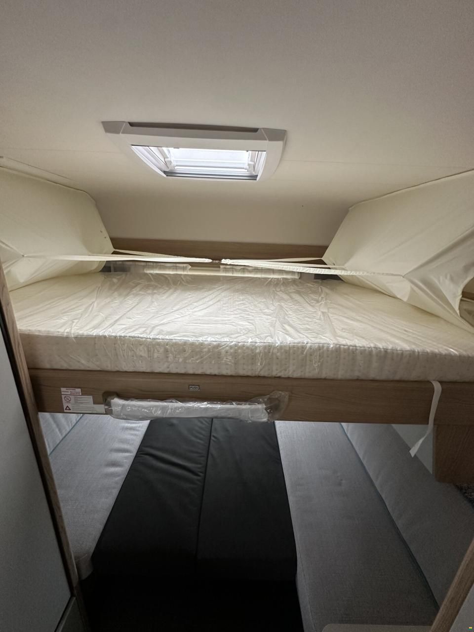 Dethleffs Aero 460 KR up