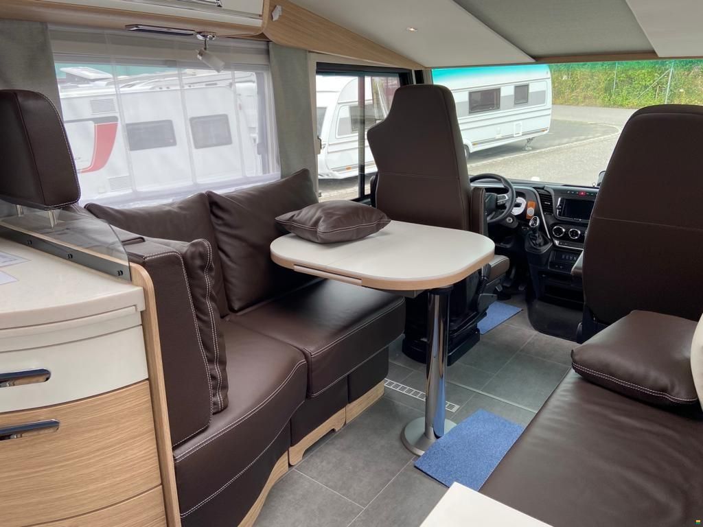 Niesmann-Bischoff Flair 920 EK