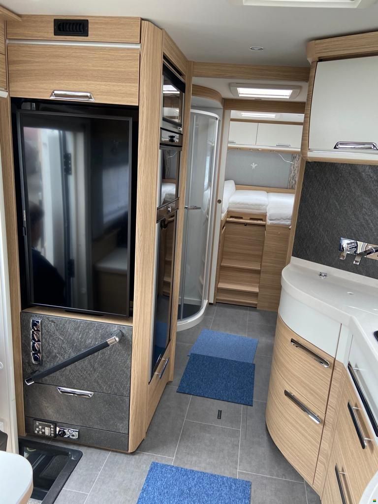 Niesmann-Bischoff Flair 920 EK