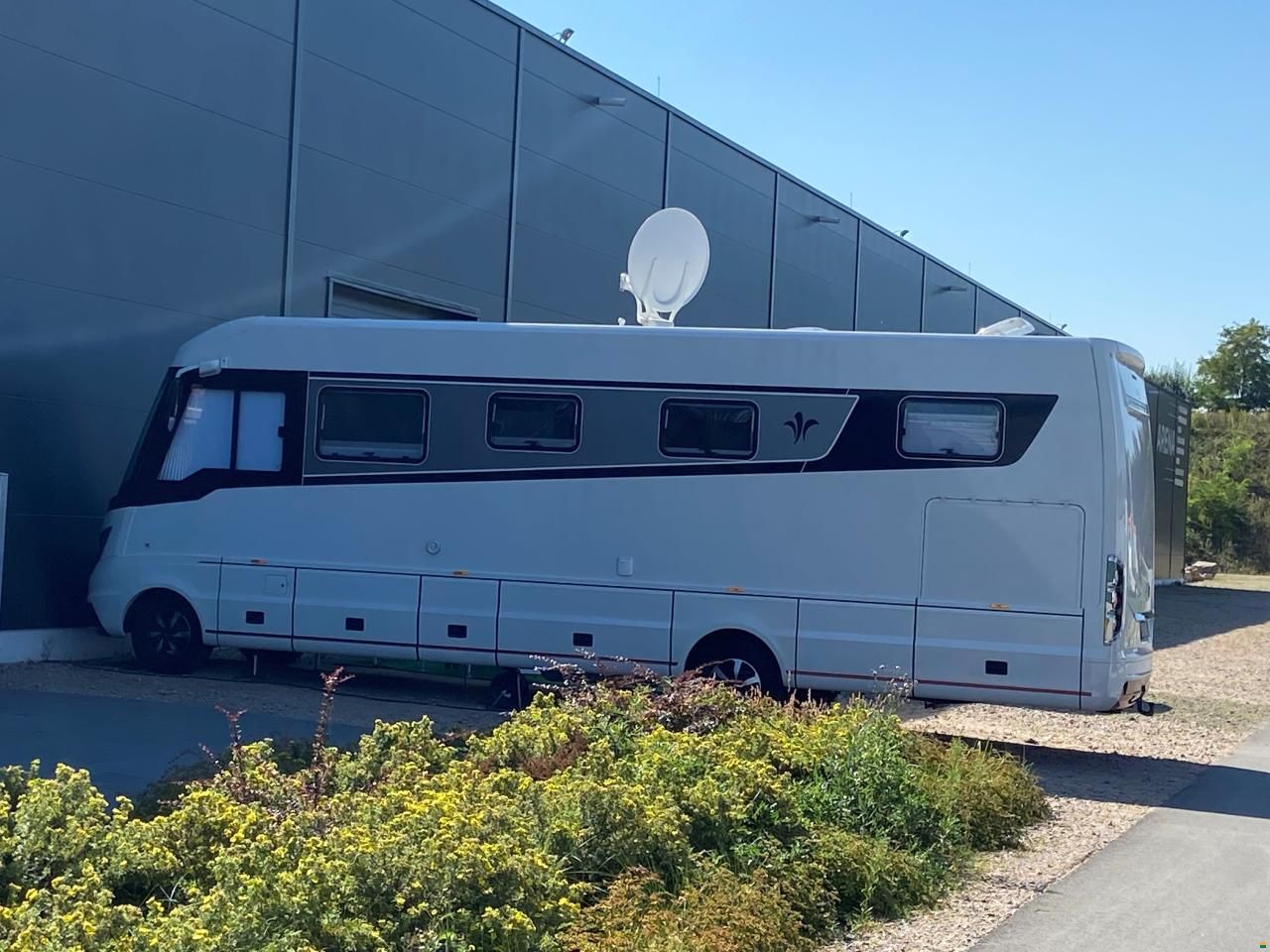 Niesmann-Bischoff Flair 920 EK