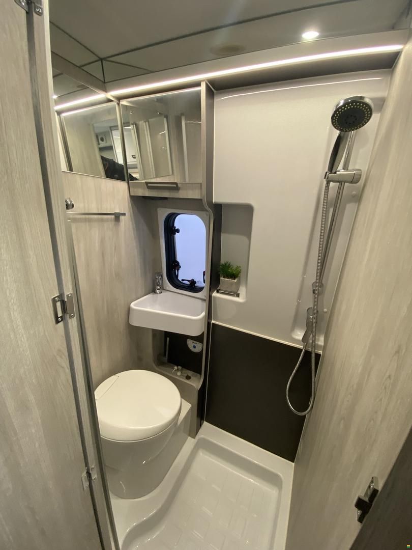 Roller Team Livingstone DUO Sport, Fiat 2.2MJ 140PS