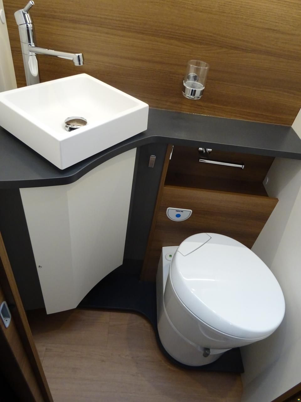 Rapido COMPACT C86 65ans