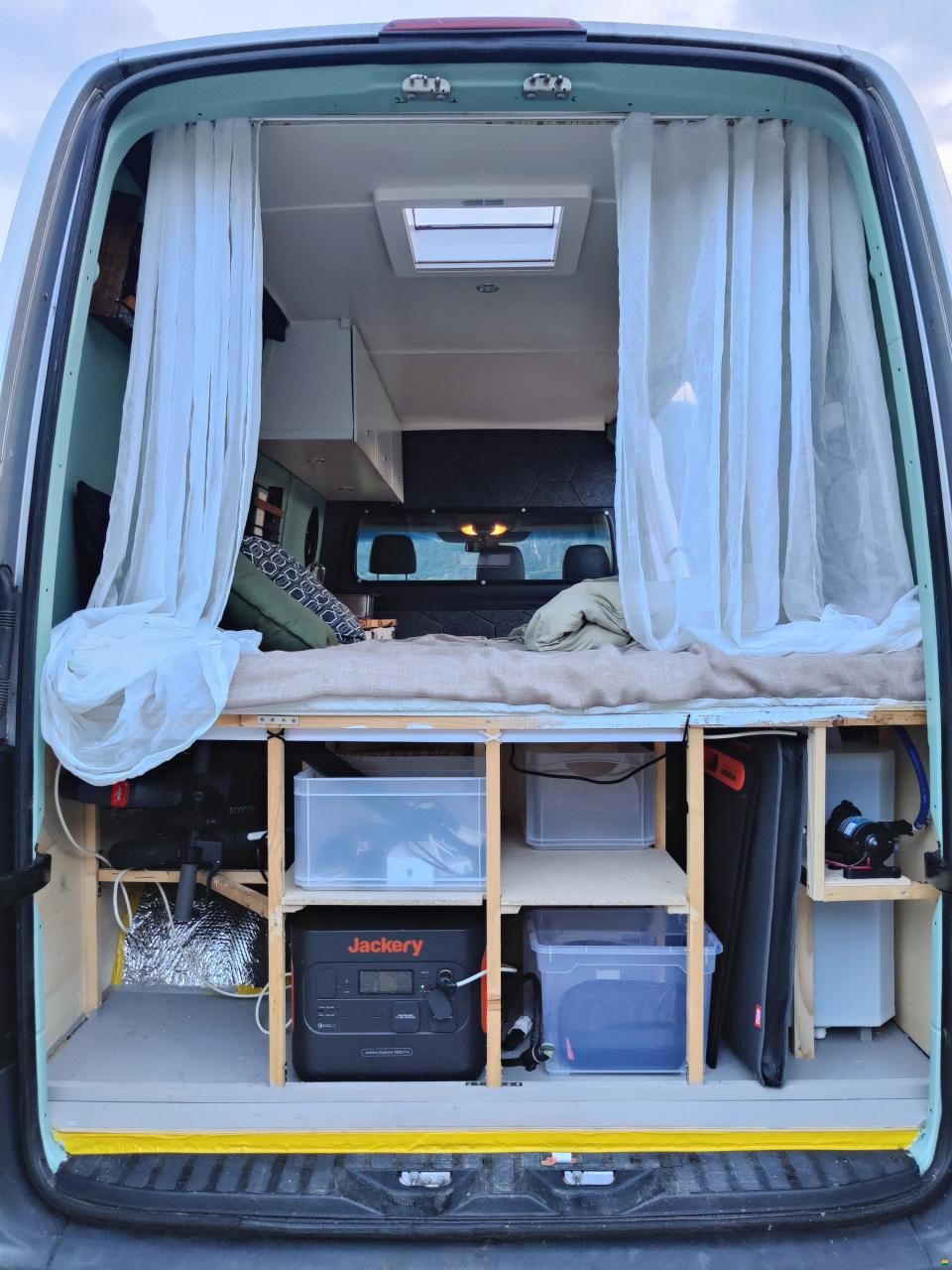 Mercedes Benz Sprinter