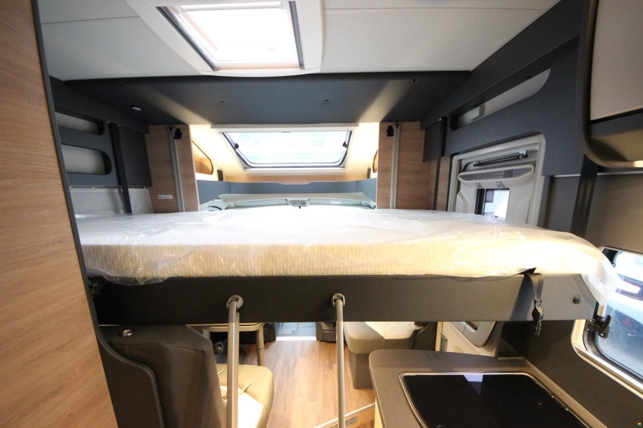 Knaus LIVE WAVE 650 MEG PlAT.SEL. (2026)