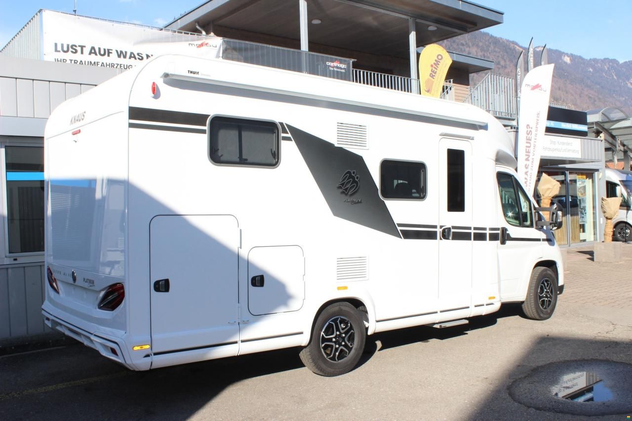 Knaus LIVE WAVE 650 MEG PlAT.SEL. (2026)