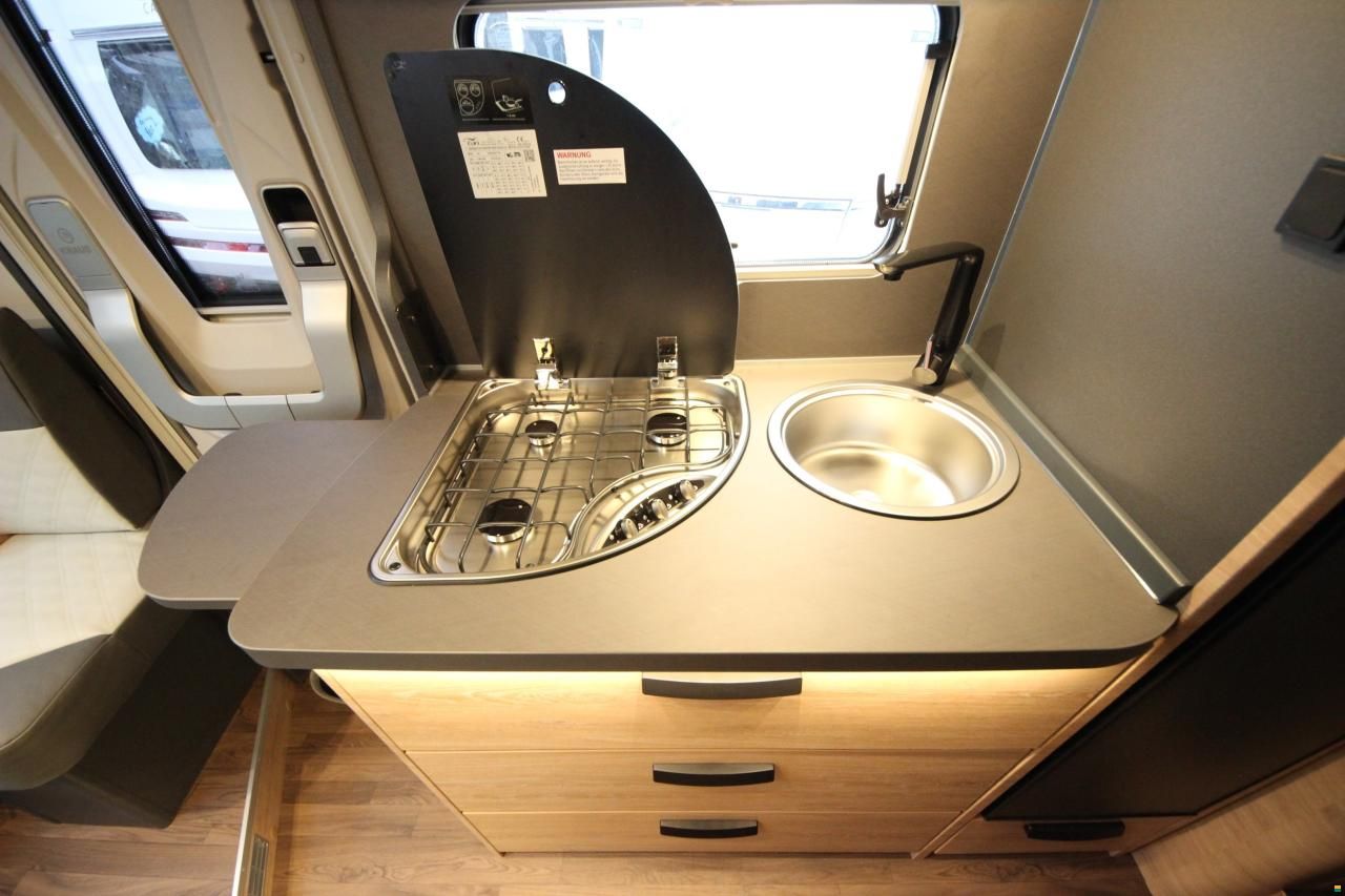 Knaus LIVE WAVE 650 MEG PlAT.SEL. (2026)