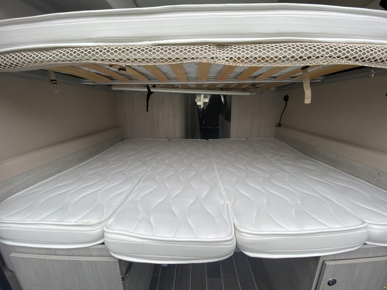 Roller Team Livingstone 5 Sport, Fiat 2.2MJ 140PS