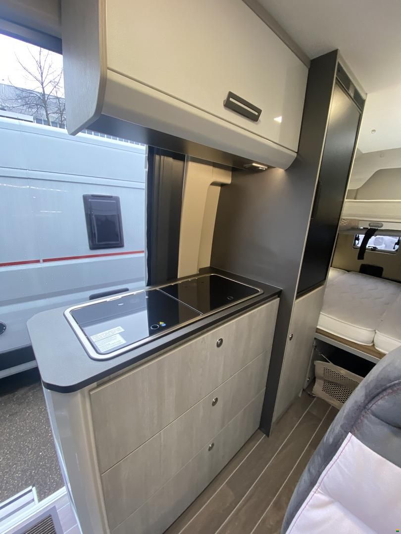 Roller Team Livingstone 5 Sport, Fiat 2.2MJ 140PS