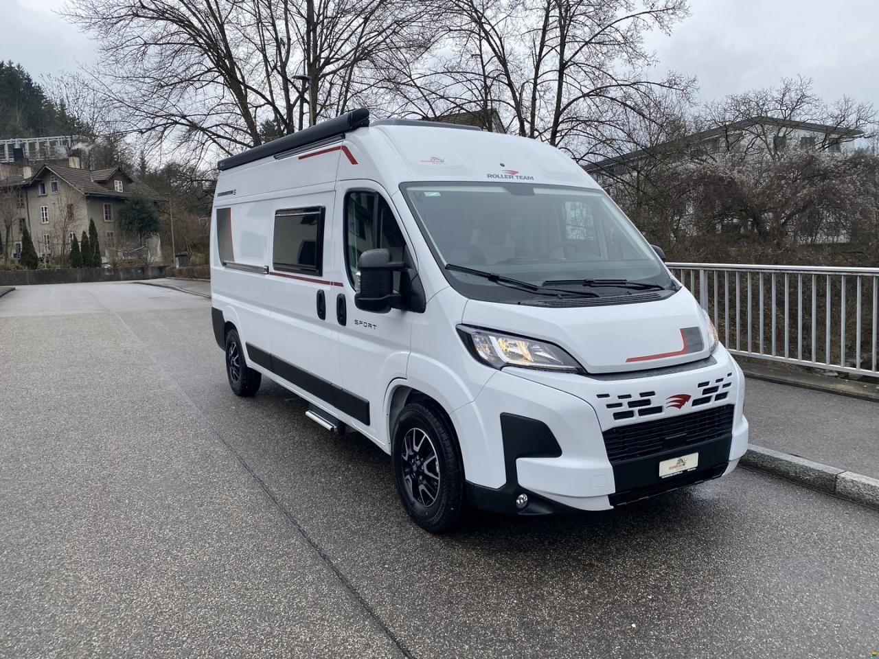 Roller Team Livingstone 5 Sport, Fiat 2.2MJ 140PS