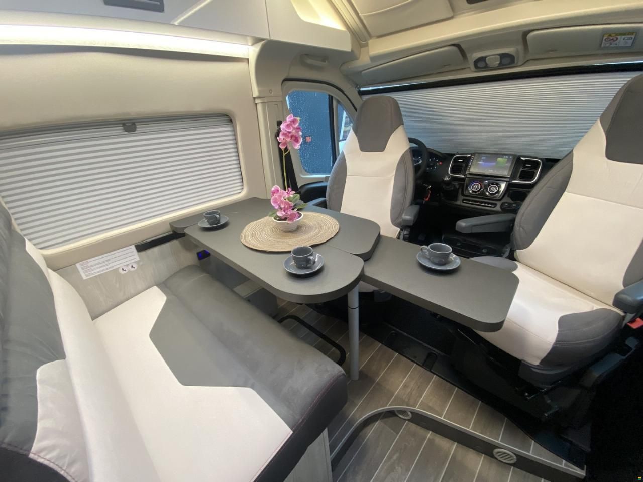 Roller Team Livingstone 5 Sport, Fiat 2.2MJ 140PS