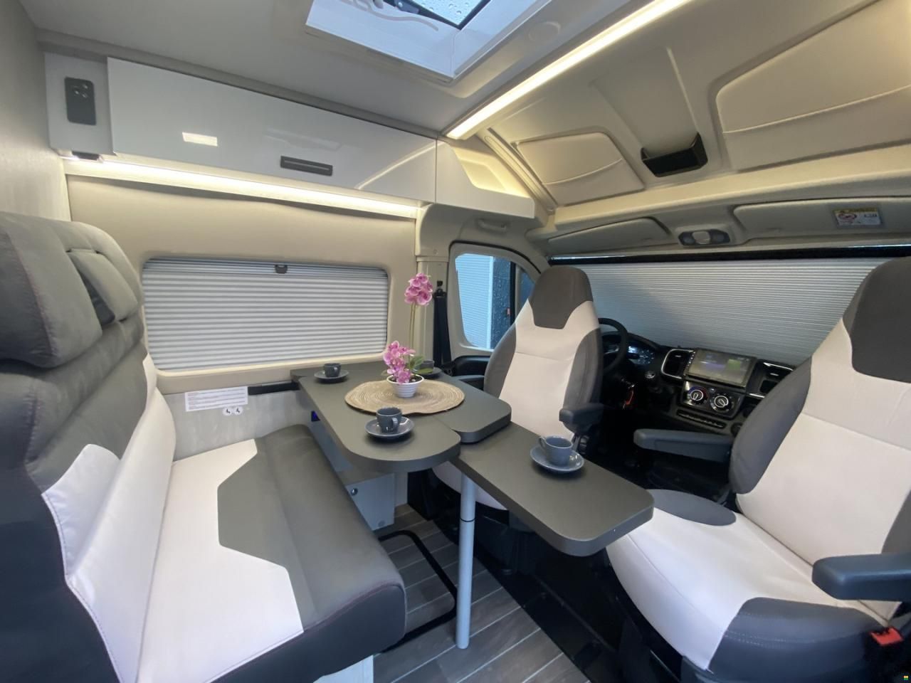 Roller Team Livingstone 5 Sport, Fiat 2.2MJ 140PS