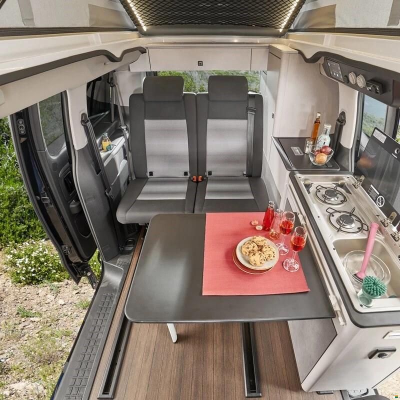 P&ouml;ssl Peugeot Campster BlueHDI 180 PS EAT8