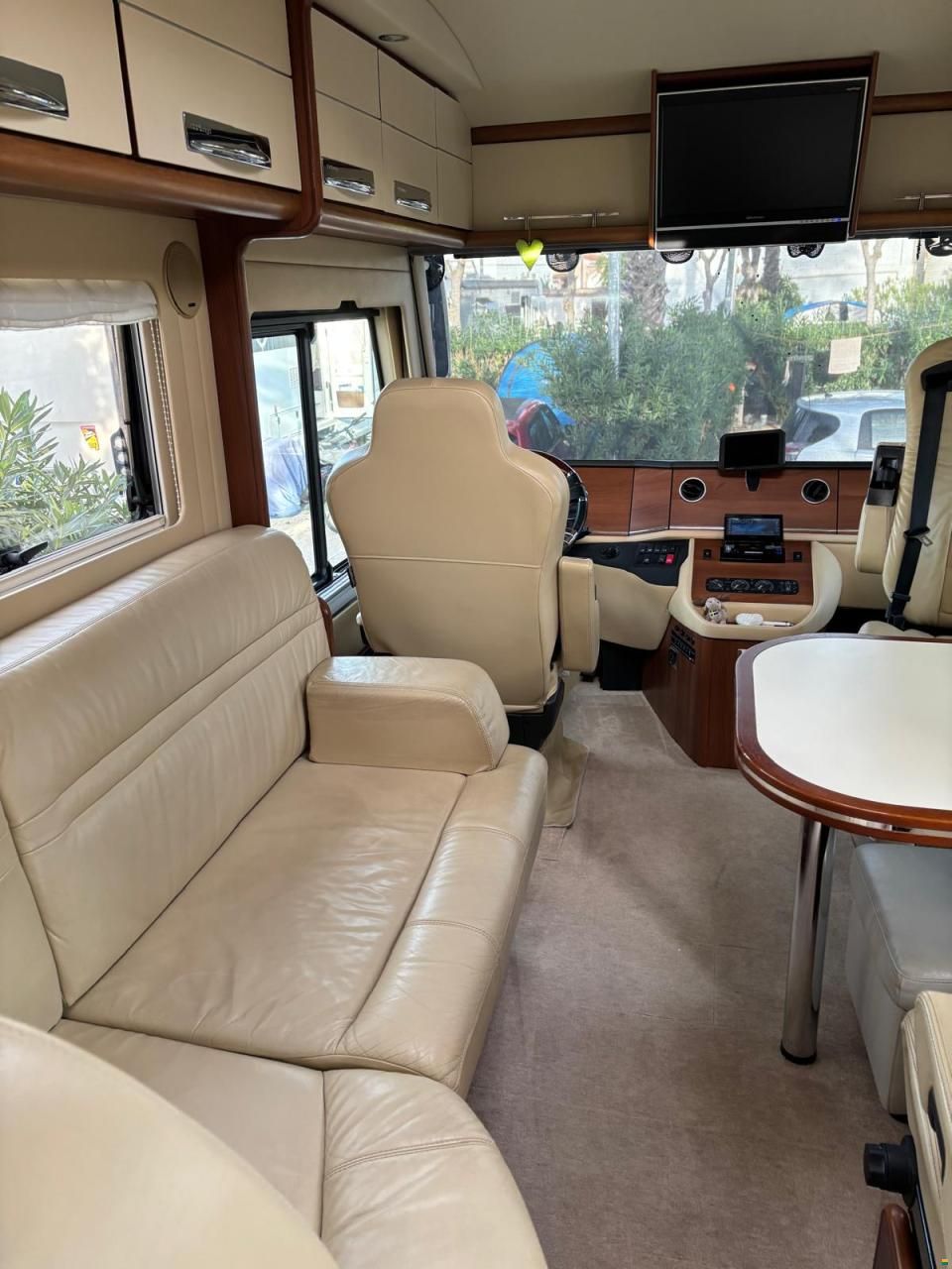 Carthago Mliner De Luxe 62