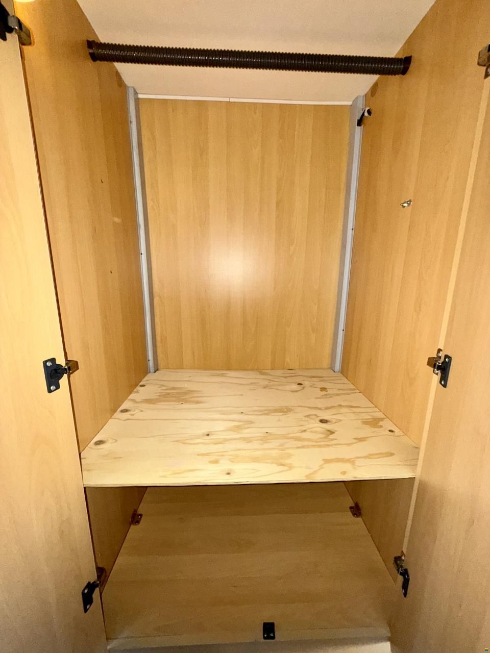 Dethleffs Golbetrotter A5880- Family Travel