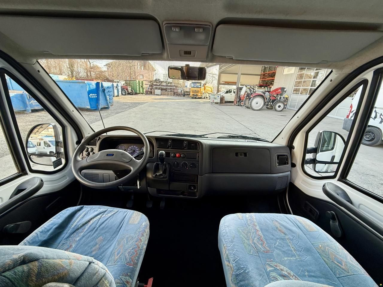 Dethleffs Golbetrotter A5880- Family Travel