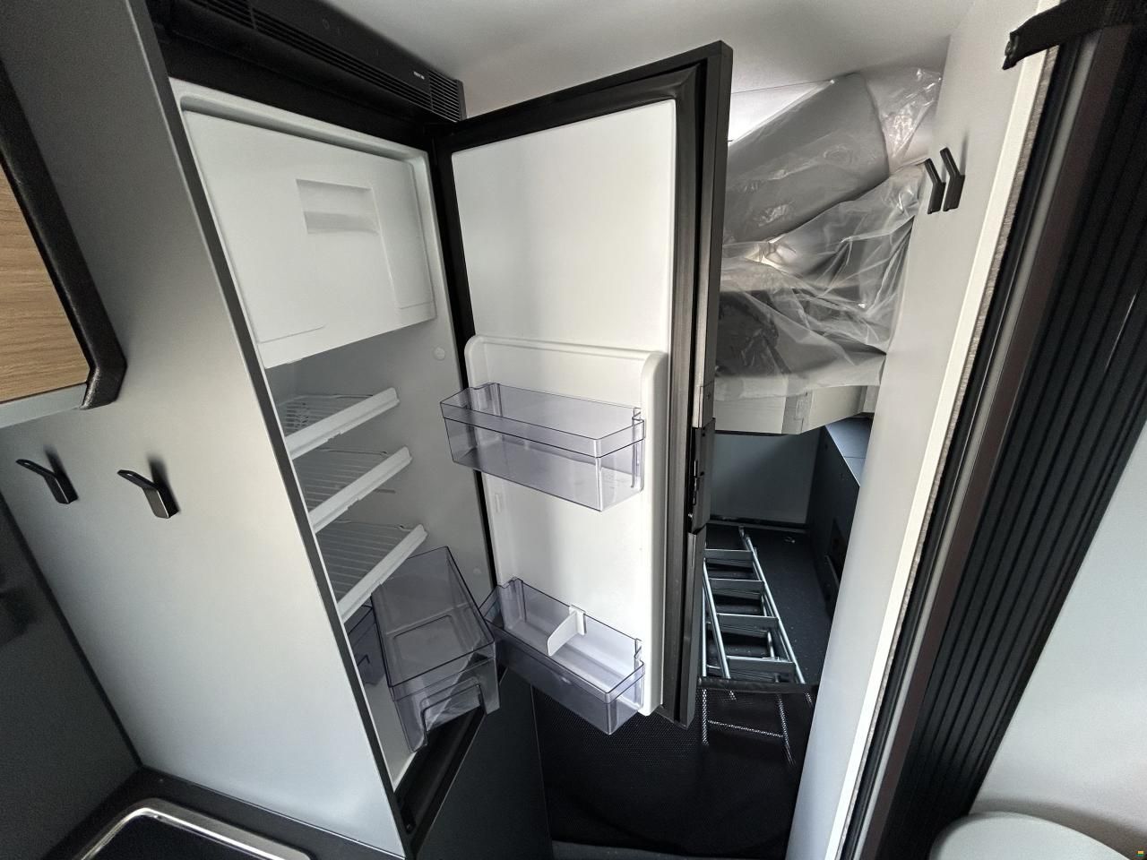 Adria Twin 640 SGX 60Y PopTop DeLuxe