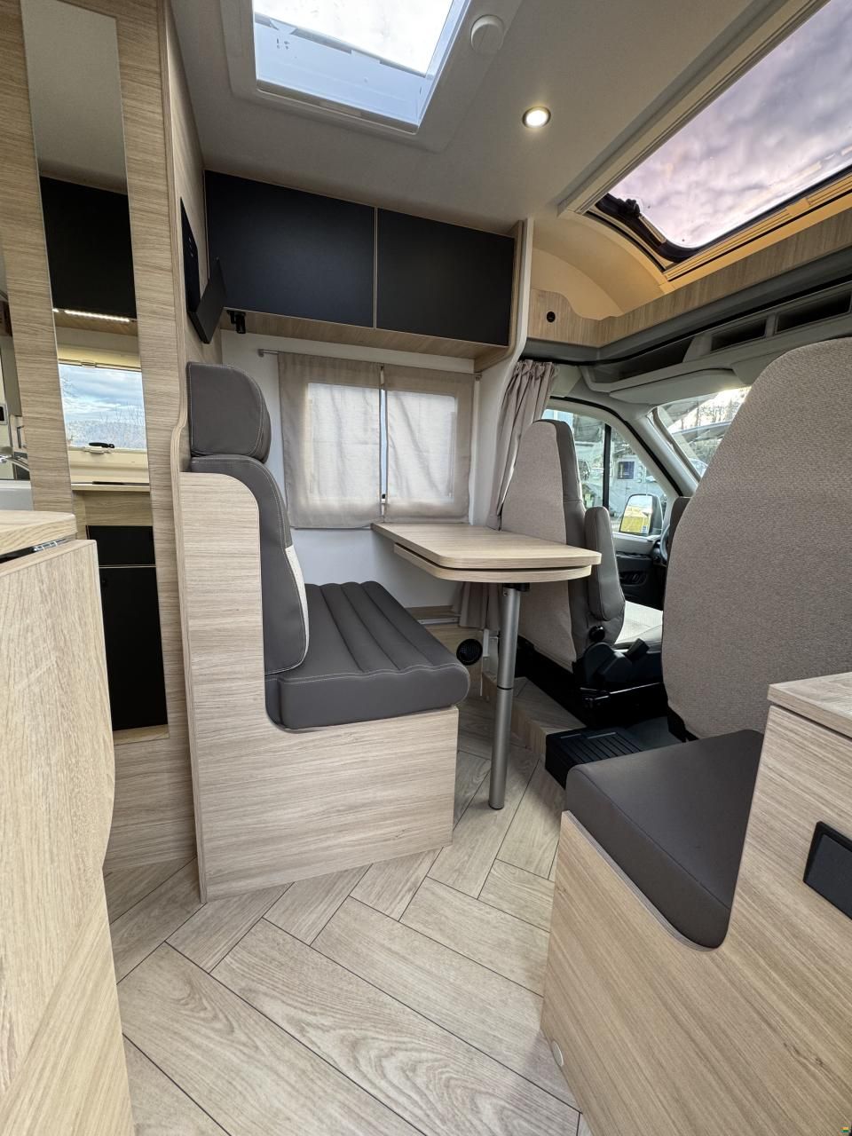 Challenger 217 Sport Edition