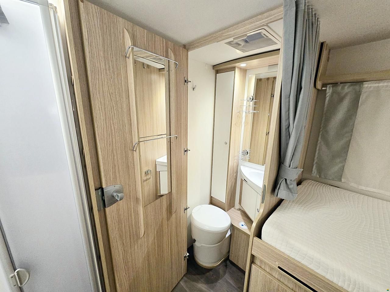 Sunlight I68 ADVENTURE EDITION AUTOMAT 2.3 MJ