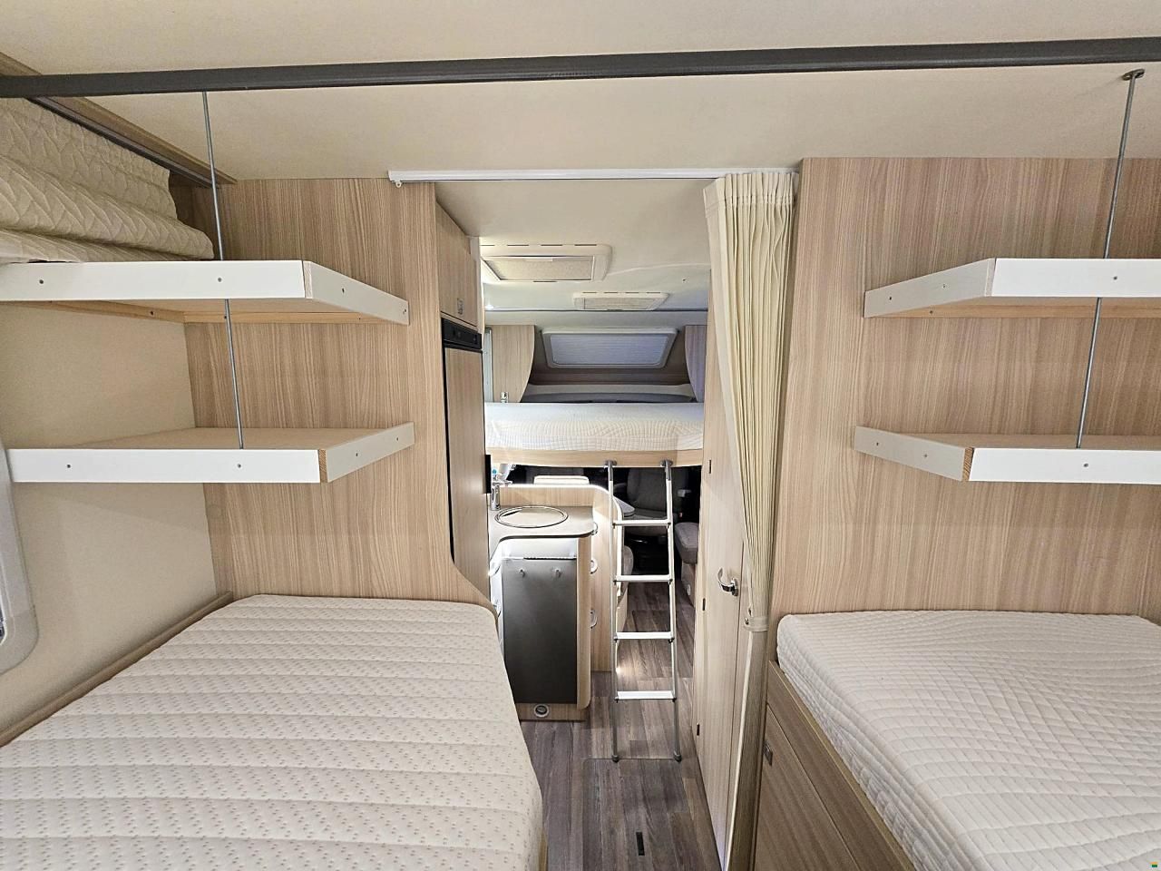 Bürstner Lyseo BT 690 G 2.3 MJ 150