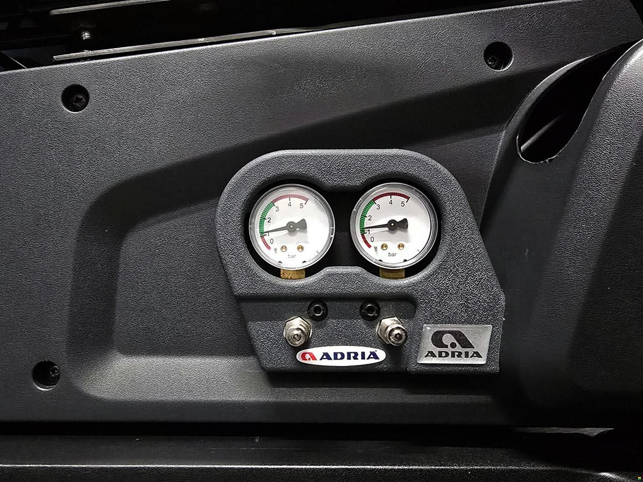 Adria Matrix 670 DL SUPREME 2.2 AUTOMAT 180MJ