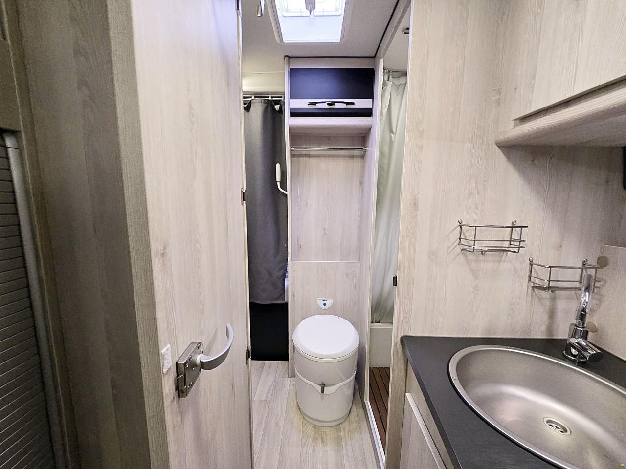 Karmann DEXTER 595 2.3 H3 MJ 150