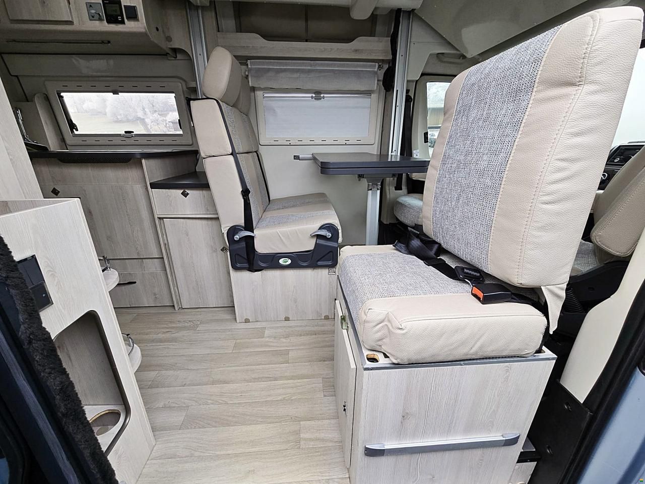 Karmann DEXTER 595 2.3 H3 MJ 150