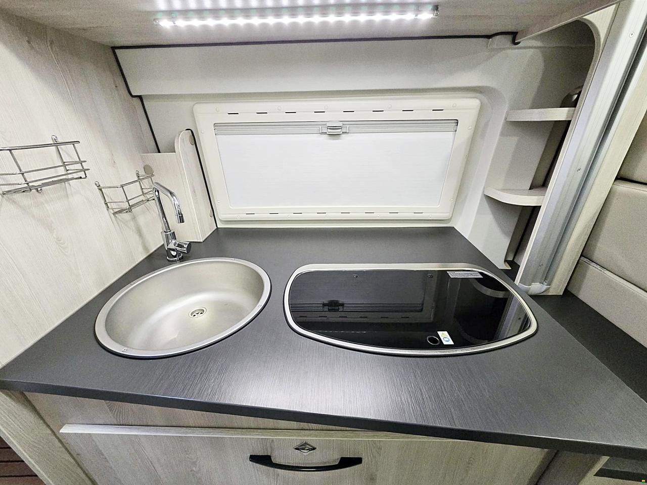 Karmann DEXTER 595 2.3 H3 MJ 150