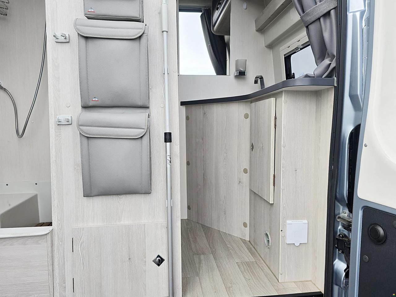 Karmann DEXTER 595 2.3 H3 MJ 150