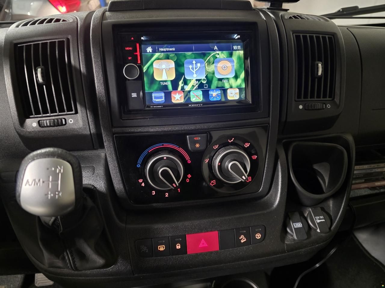 Eura Mobil Profila T 695 EB