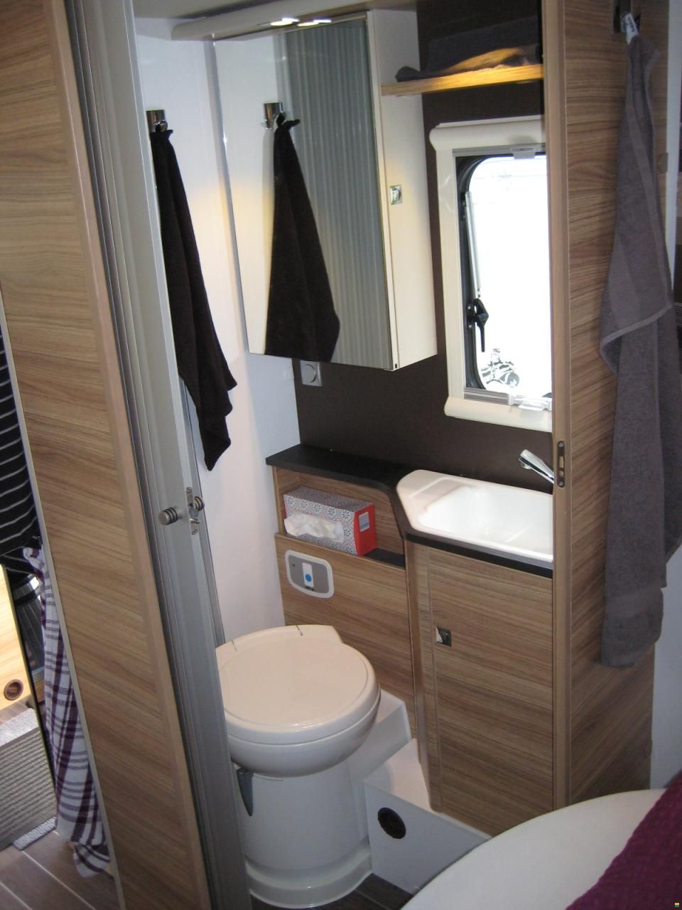 Adria Matrix Axess M 600 sC