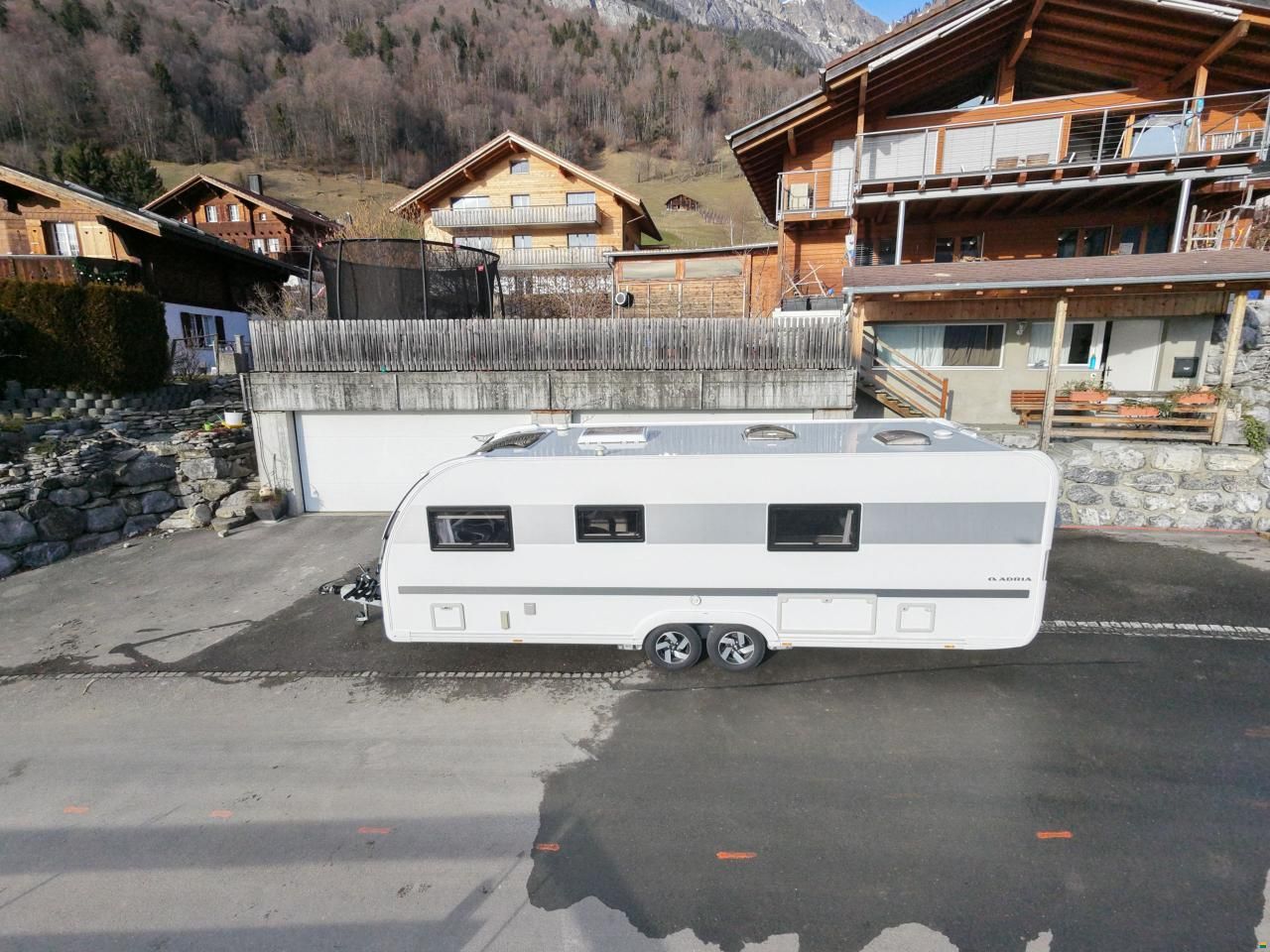 Adria Alpina 663 UK