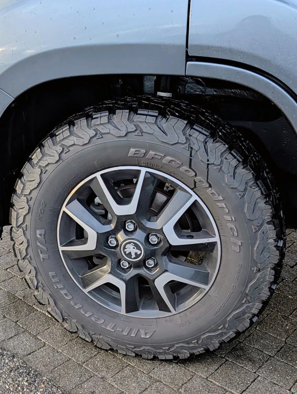 Dethleffs Globetrail 640 Peugeot 90 Years