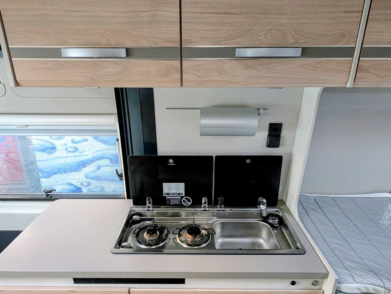 Dethleffs Globetrail 640 Peugeot 90 Years