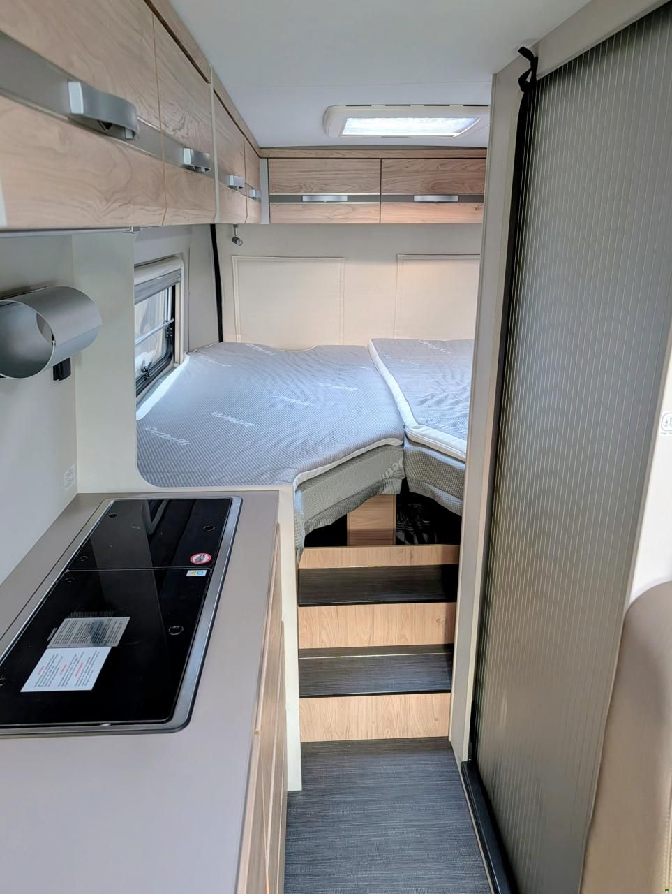 Dethleffs Globetrail 640 Peugeot 90 Years