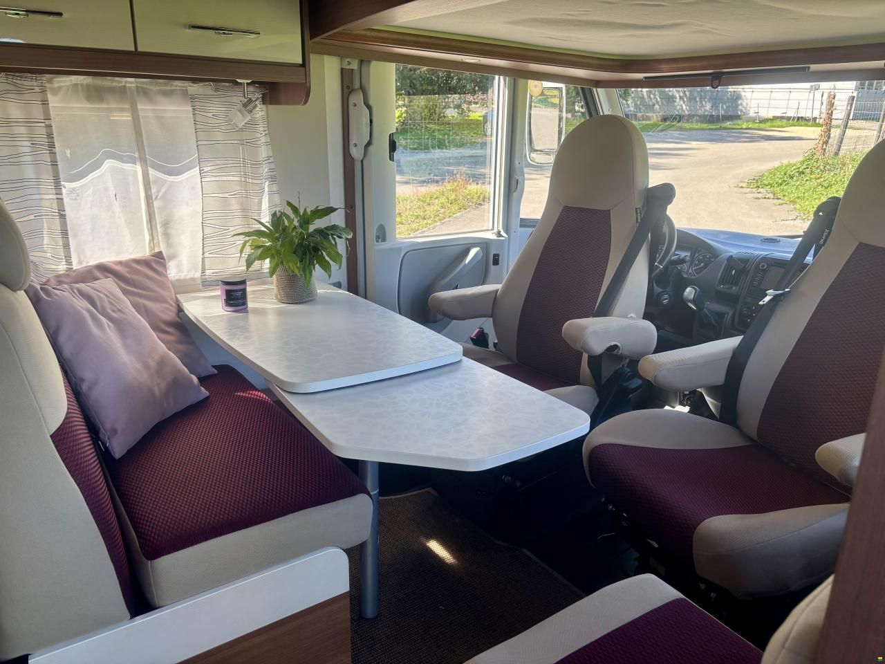 LMC Explorer Sport Line